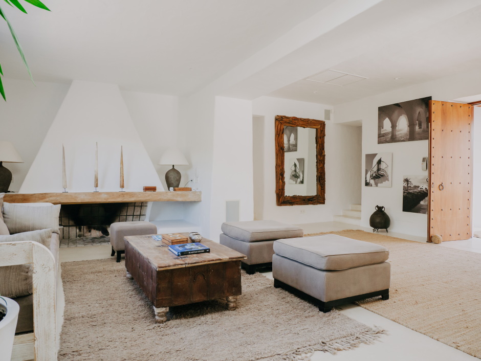 Resa estates Ibiza for sale finca Santa gertrudis living room fire place.jpg